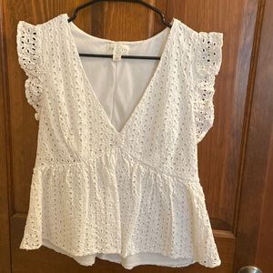 Jun&Ivy V-Neck Lace Peplum Top